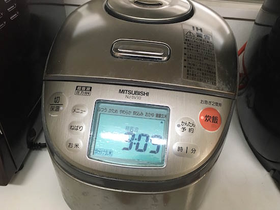 pic03.jpg ねっとり蒸し上げるように玄米炊き