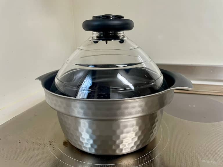 HARIO「フタがガラスのIH対応ご飯釜雪平」